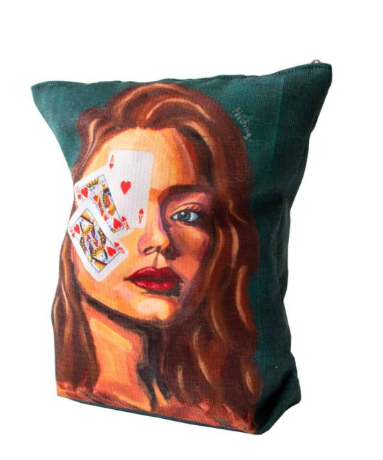 hiding tote bag, frontside, image3