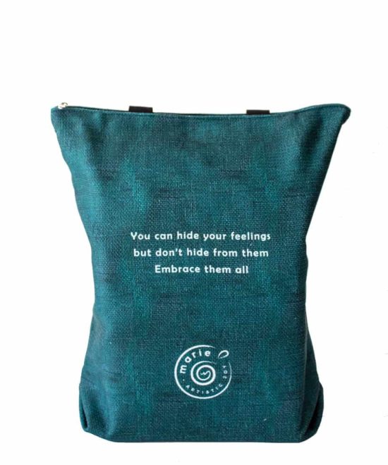 hiding tote bag, backside, image2