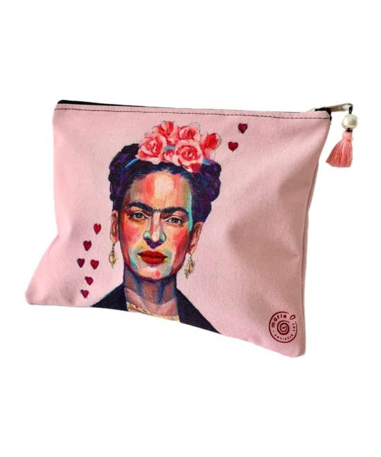 νεσεσέρ 'Frida love'