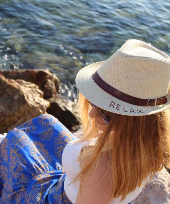 Καπέλο Φραπέ σε μοντέλο