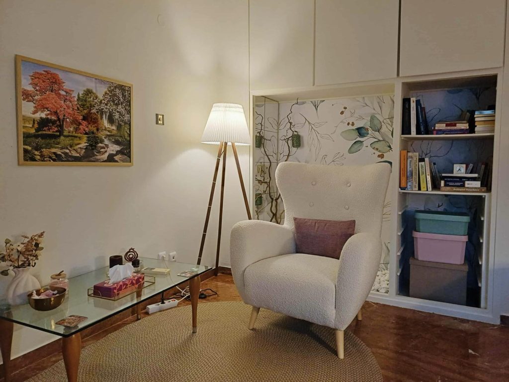 anakainisi se grafeio stin Glyfada